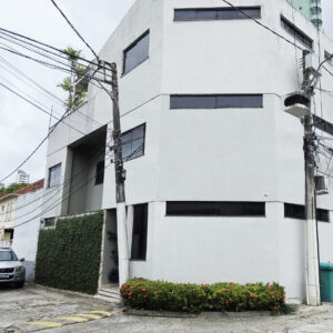 Casa na Av. Alcindo Cacela, nº 1490, Alameda Cheden Bitar (1142)