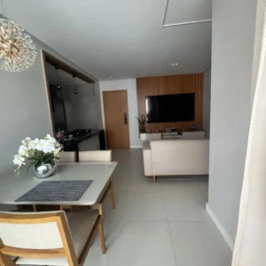 Piazza Toscana  (6200)